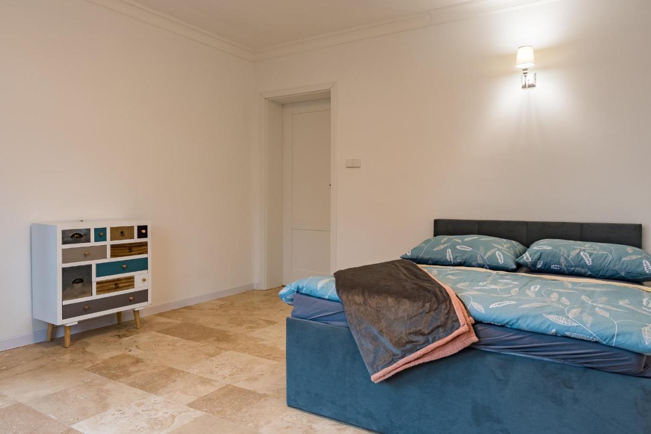 Pokoje Goscinne Przy Rynku Dąbrówno Extérieur photo