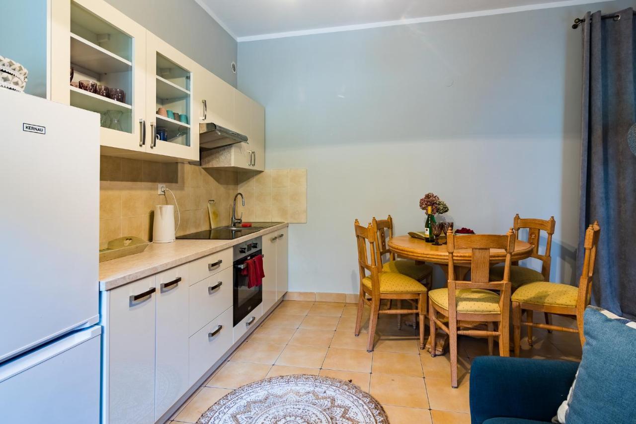 Pokoje Goscinne Przy Rynku Dąbrówno Extérieur photo